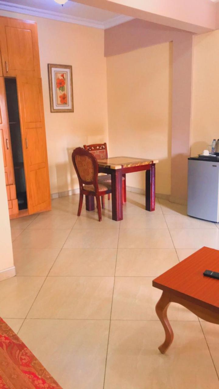 Charleston Hotel Άκρα Δωμάτιο φωτογραφία