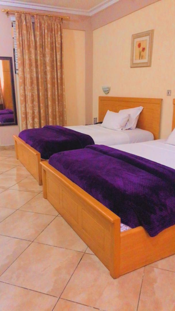 Charleston Hotel Άκρα Δωμάτιο φωτογραφία