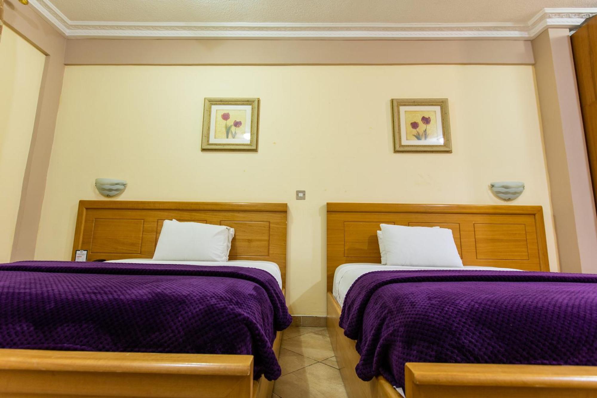 Charleston Hotel Άκρα Δωμάτιο φωτογραφία