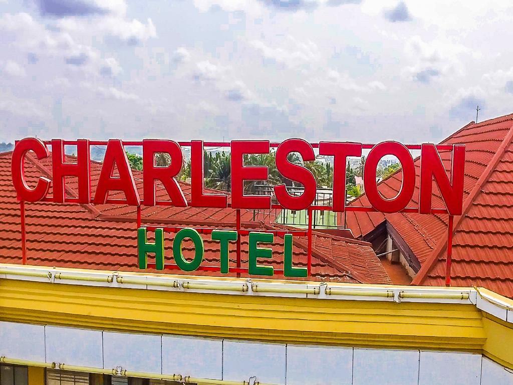 Charleston Hotel Άκρα Εξωτερικό φωτογραφία